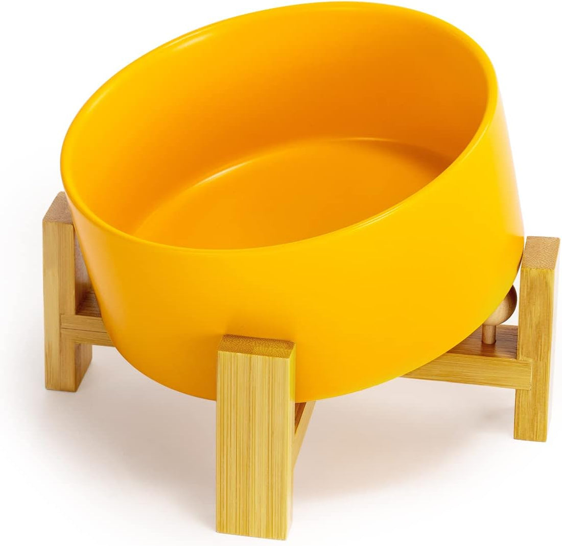 SPUNKYJUNKY 15° Slanted Ceramic Dog and Cat Bowl with Wooden Stand