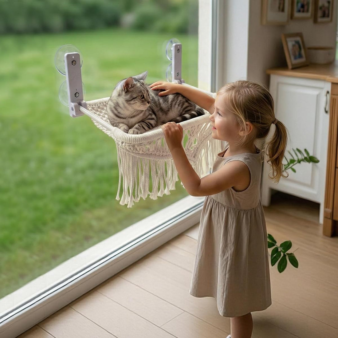 nets Tribe Cat Hammock & Window Perch w/ 4 Suction Cups