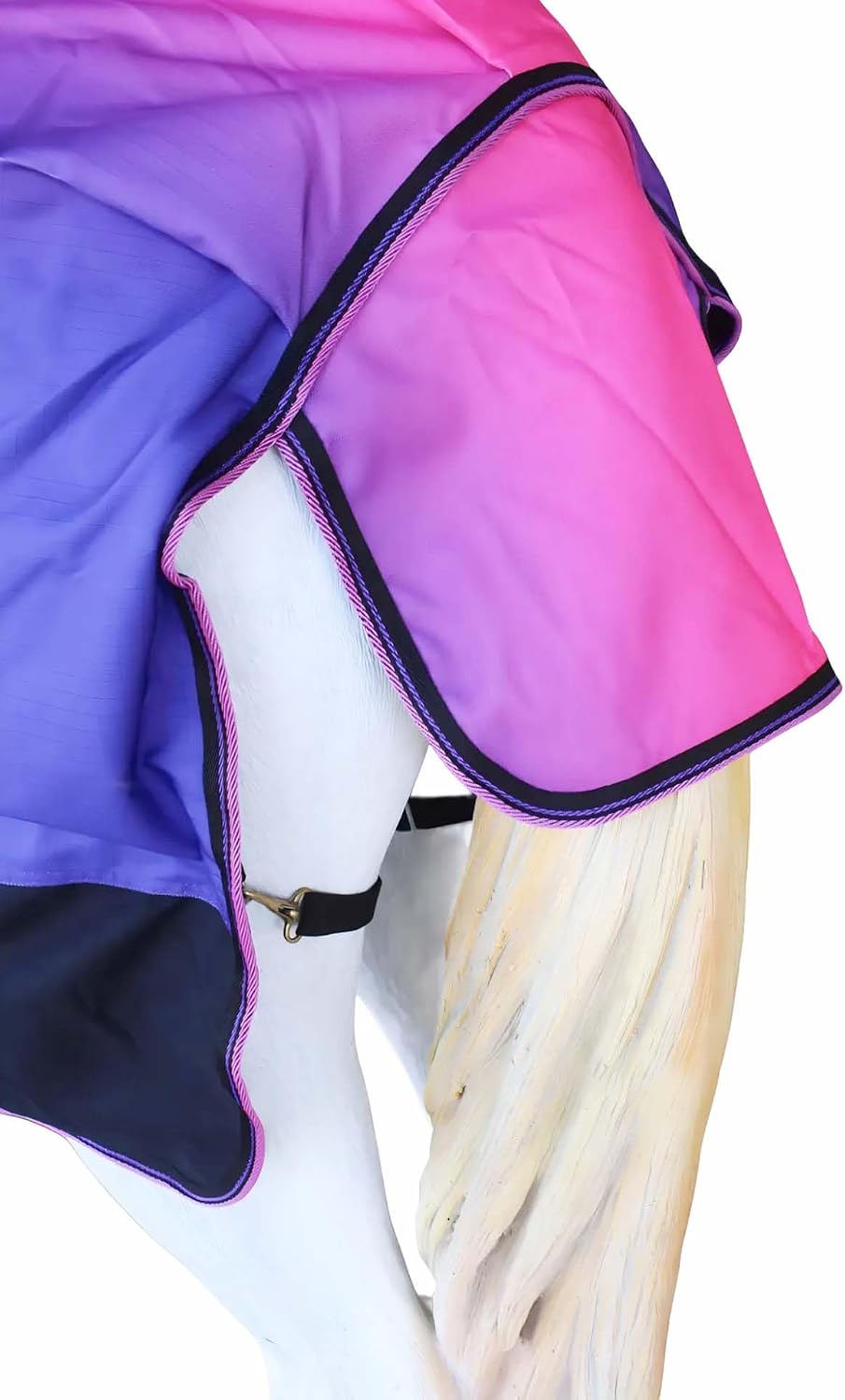 68" Challenger 1200D Turnout Waterproof Rain Horse Sheet Light Winter