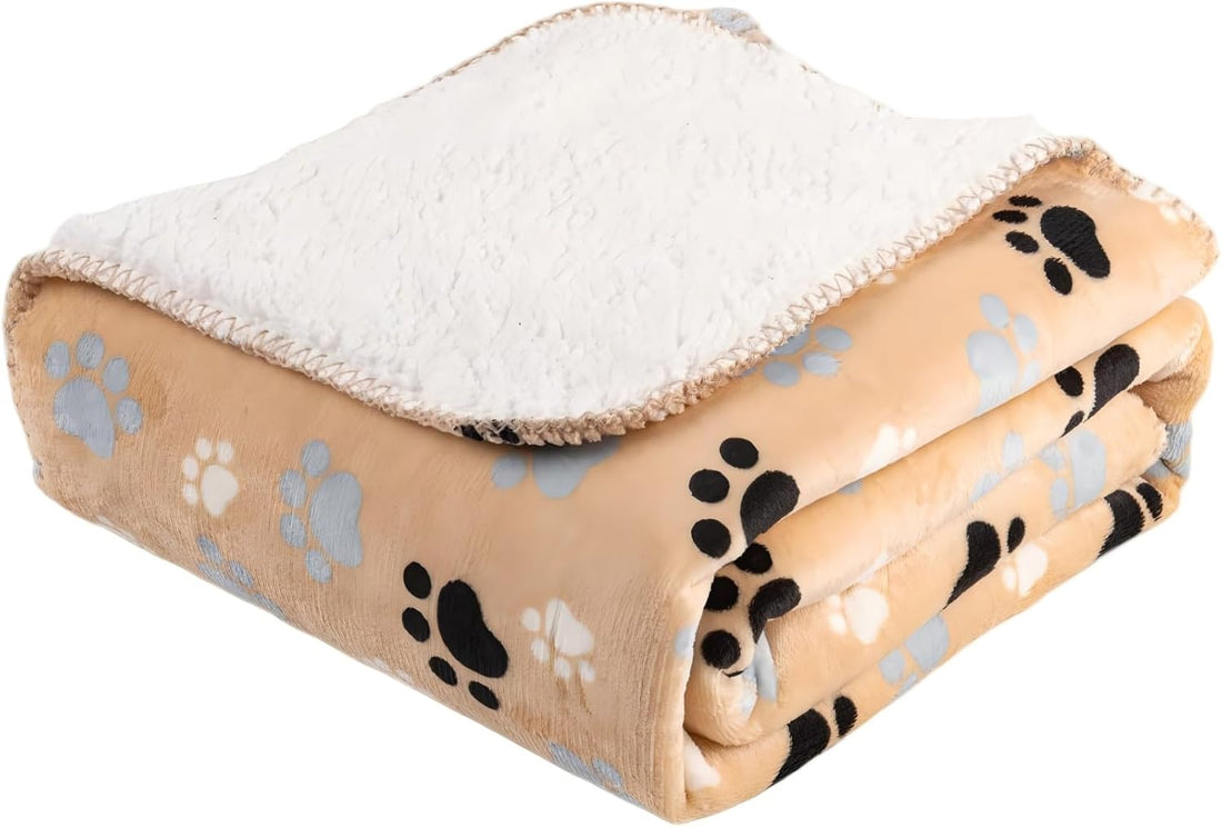 AIWEK Dog Blankets Waterproof Pet Blanket Paw Printing Super Soft