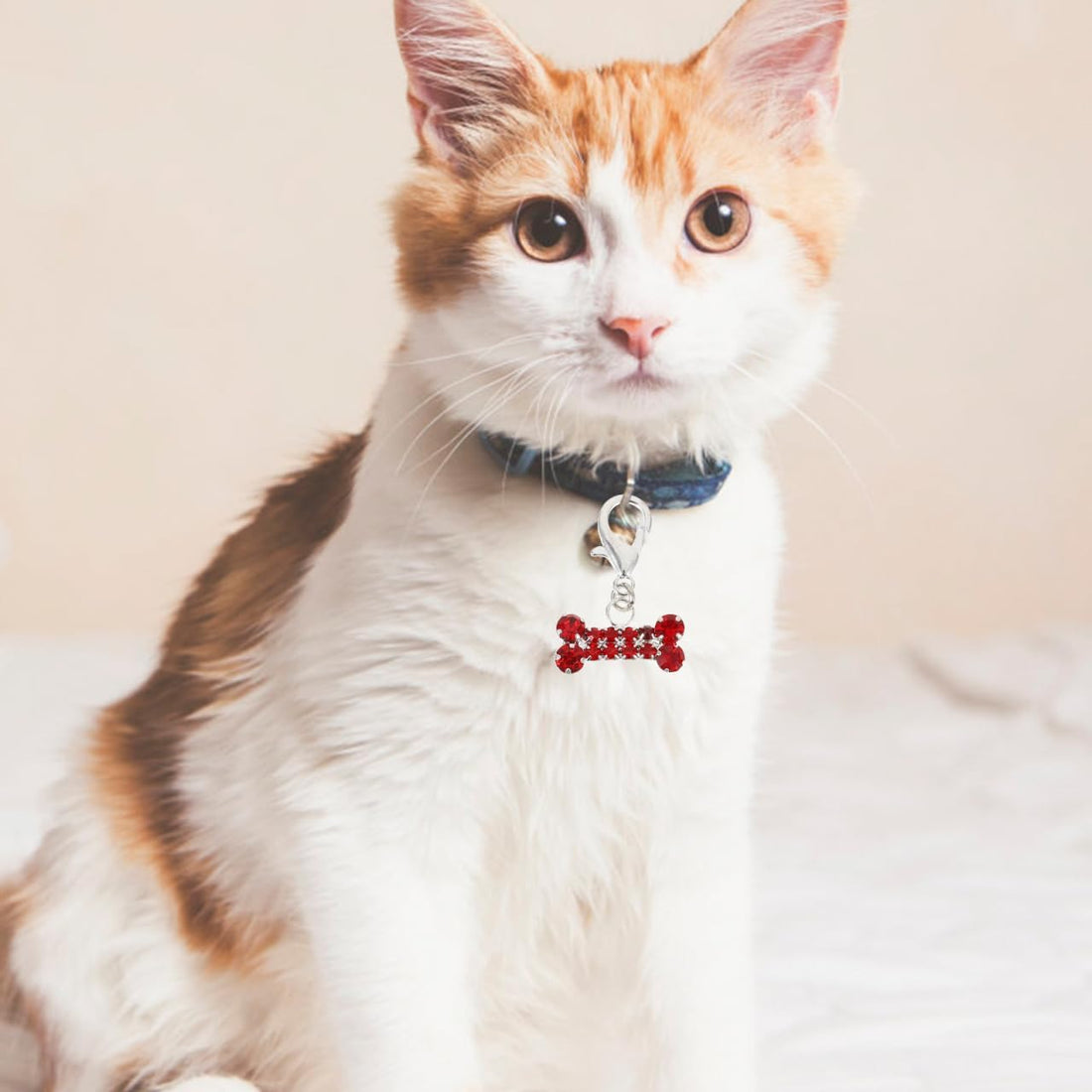 2Pcs Red Alloy Rhinestone Dog Bone Pet Collar Charm Pendant