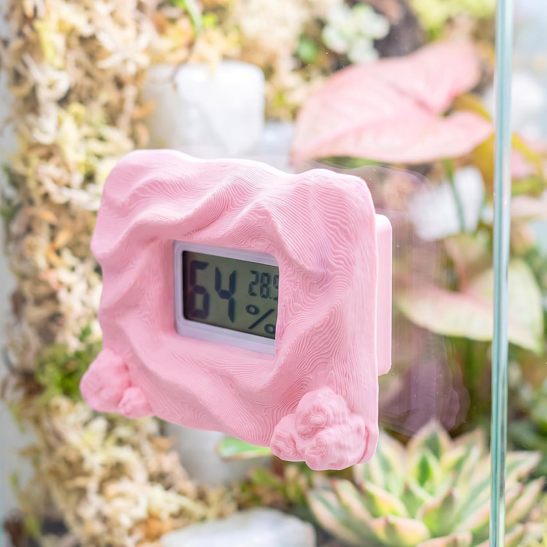 Magnetic Reptile Thermometer and Humidity Gauge, Pink