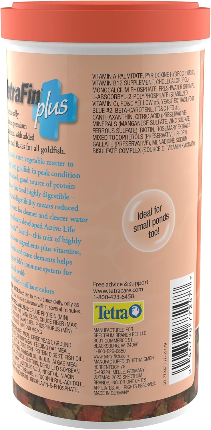 Tetra TetraFin Plus Goldfish Flakes Fish Food with Algae, 7.06 oz