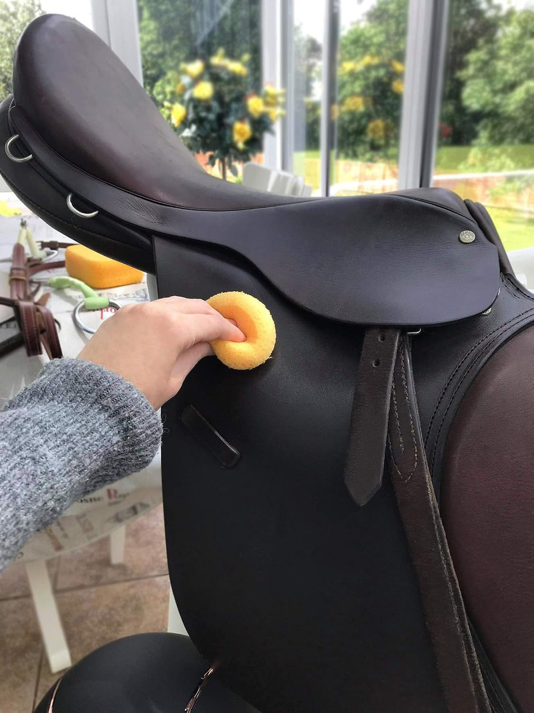Premium Leather Care Synthetic Sponges 12pk, Horse Tack
