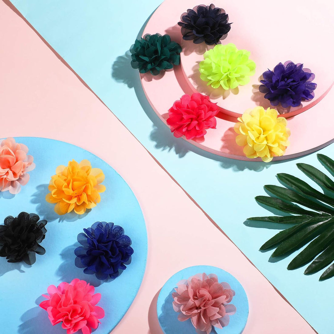 WILLBOND 30 Pcs Dog Collar Flowers Bulk for Puppy Cat Grooming