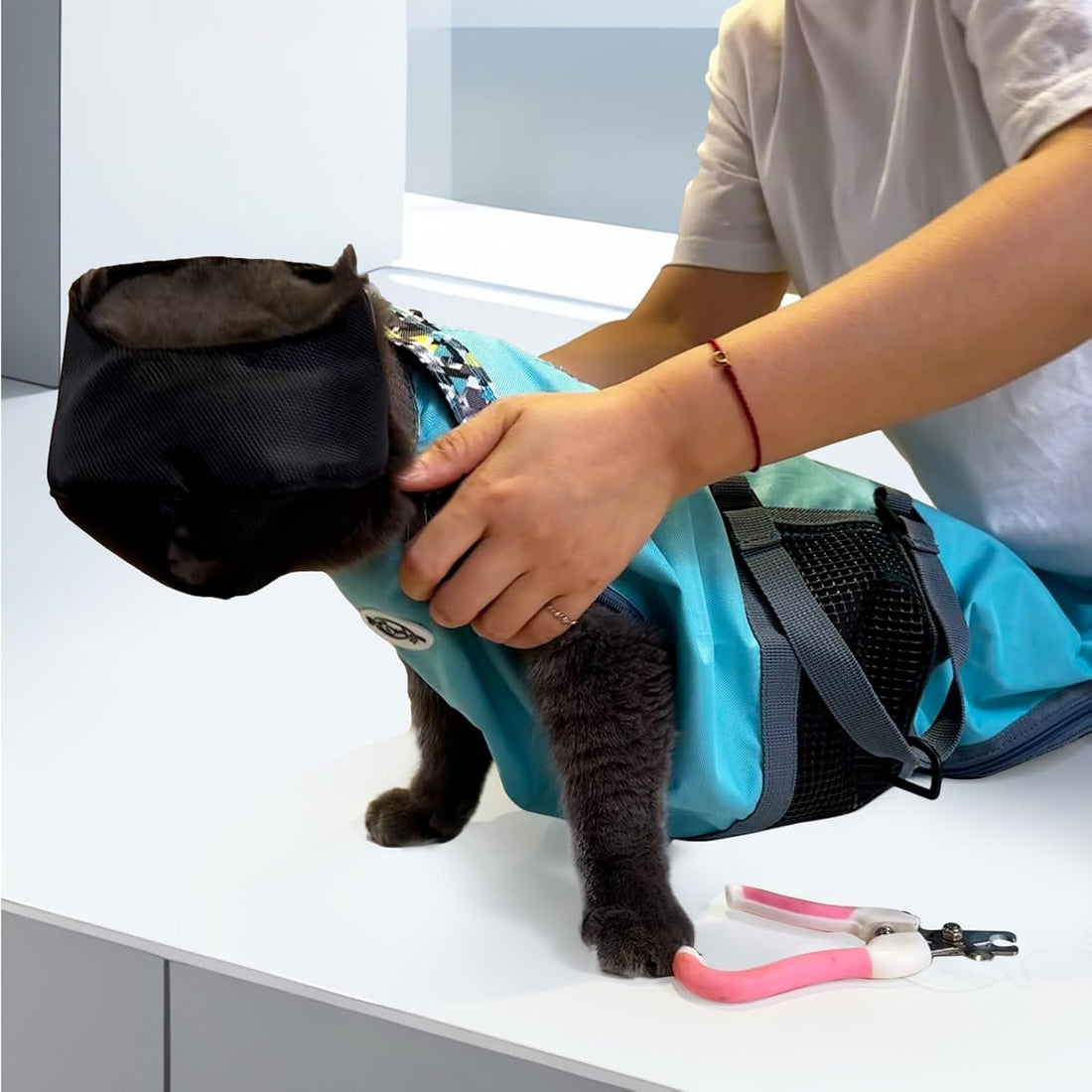 Cinf Cat Restraint Grooming Bag, Anti-Scratch Tool for Nail Trimming