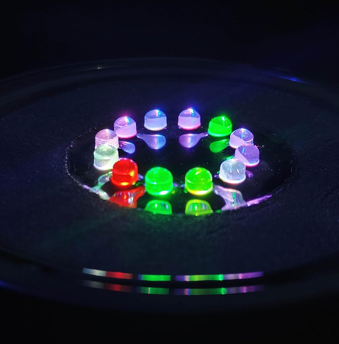 NICREW LED Aquarium Bubbling Stone Disk, 2 Inch Fish Tank Bubbler