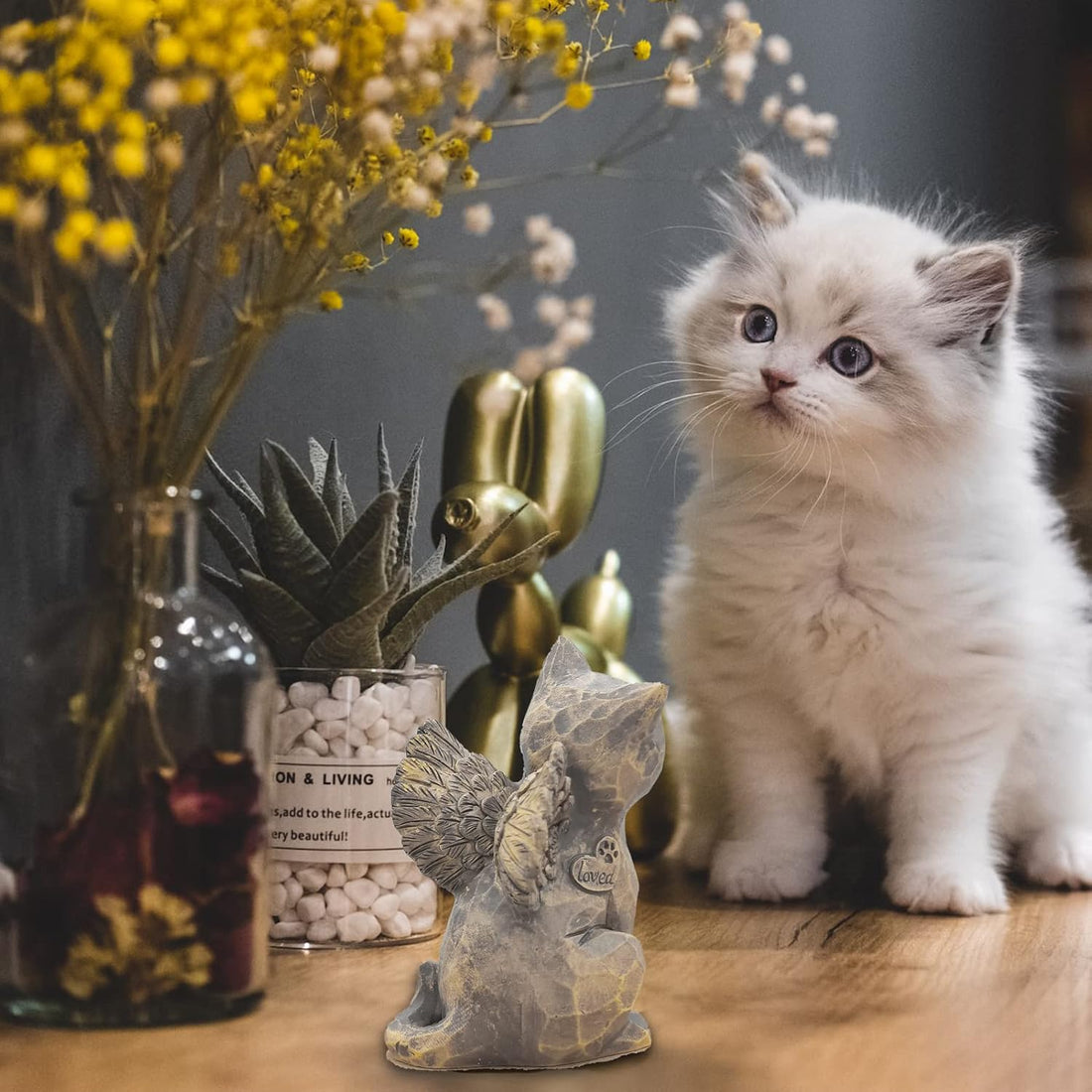 Tsyulog Cat Angel Memorial Figurine, Gray