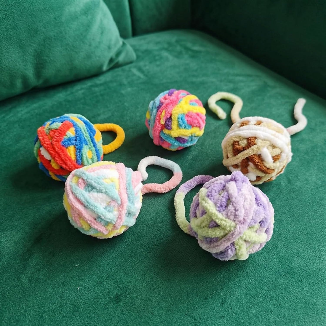 Cat Yarn Balls with Bell Inside, Kitten Toys Pack 5Pcs