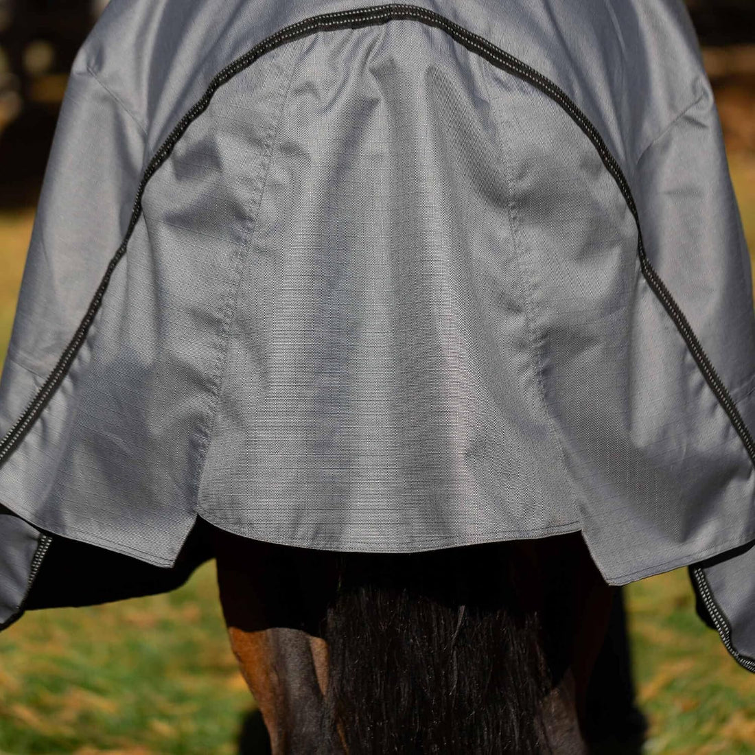 Equinavia Arktis Extended Neck Turnout Sheet - Charcoal Gray - 81 in