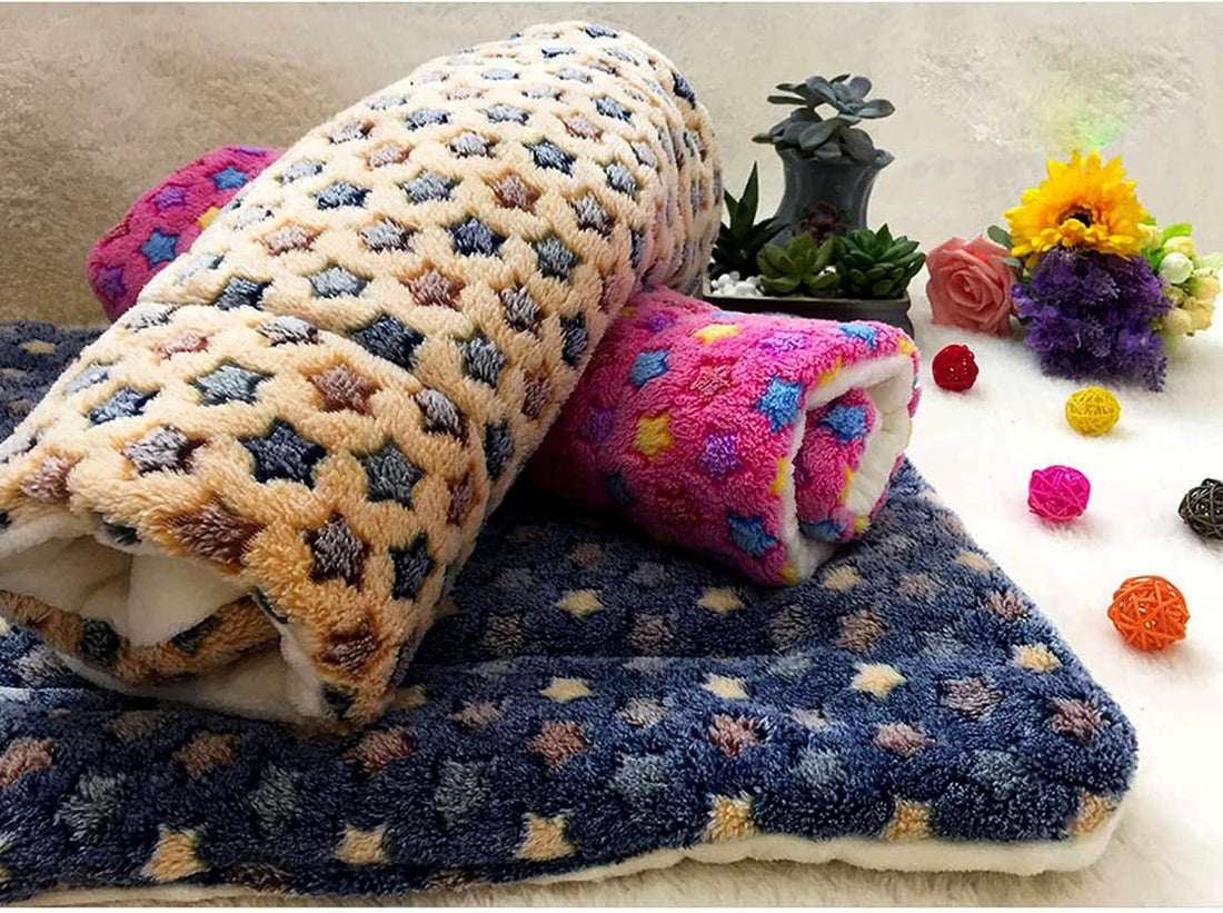 FJWYSANGU Pet Blanket Premium Fluffy Flannel Cushion Soft and Warm