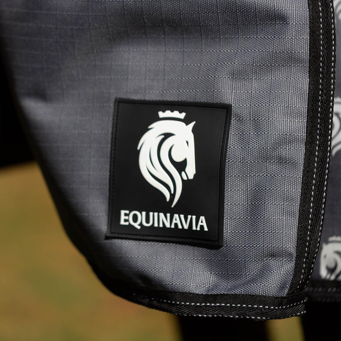 Equinavia Arktis Regular Neck Turnout Sheet - Carbon Gray - 78 in
