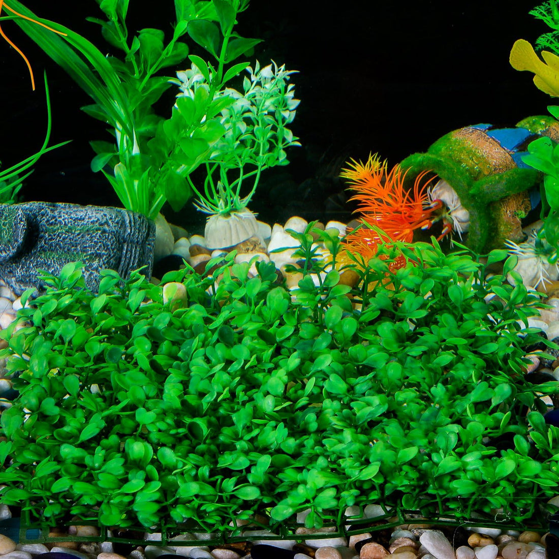 SLSON Aquarium Decorations Grass Artificial Plastic Lawn 9 inches