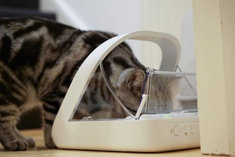 Sure Petcare -SureFlap - SureFeed - Microchip Pet Feeder