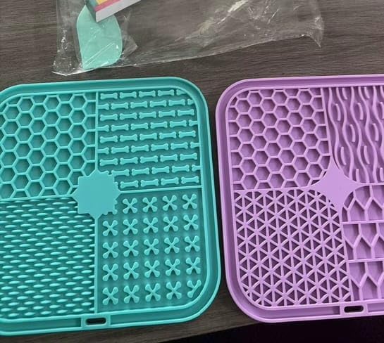 Dog Lick Mat Set, 2 Lick Mats for Dogs with Spatula & Brush