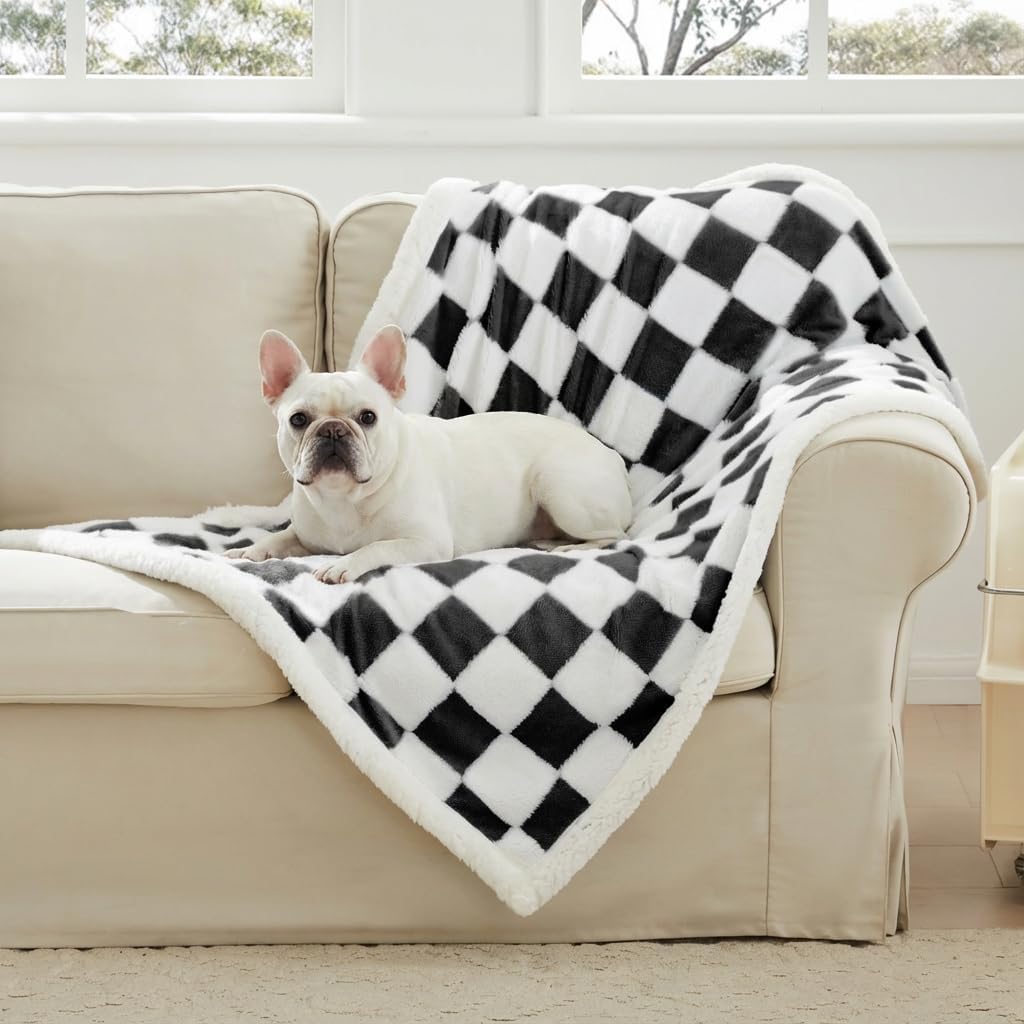 Ohocut Checkered Dog Blanket
