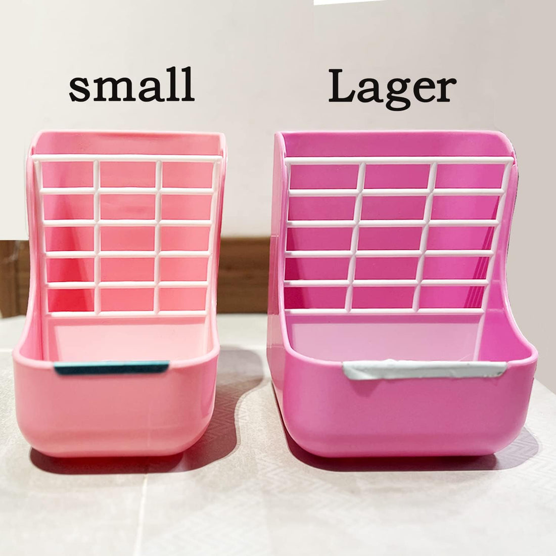 HERCOCCI Rabbit Hay Food Bin Feeder and Bunny Water Bottle Set