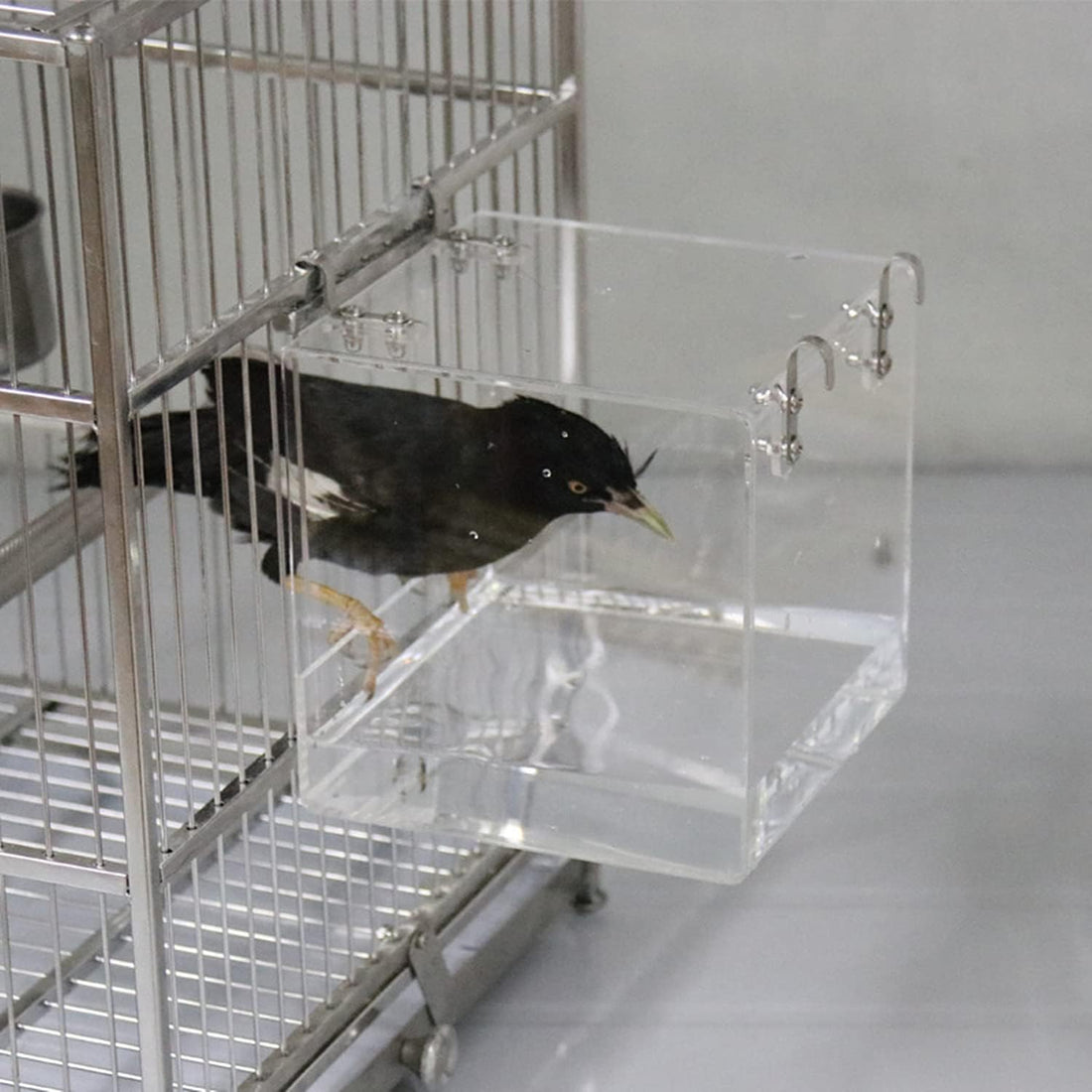 GURECOD Hanging Bird Bath Cube Bird Bathtub Bath Shower Box Bowl Cage