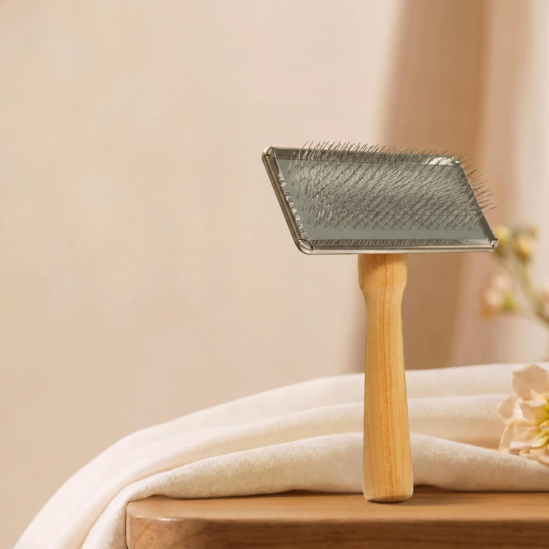 Sheepskin Brush Rug & Wool Carpet Cleaner Natural Bamboo Handle