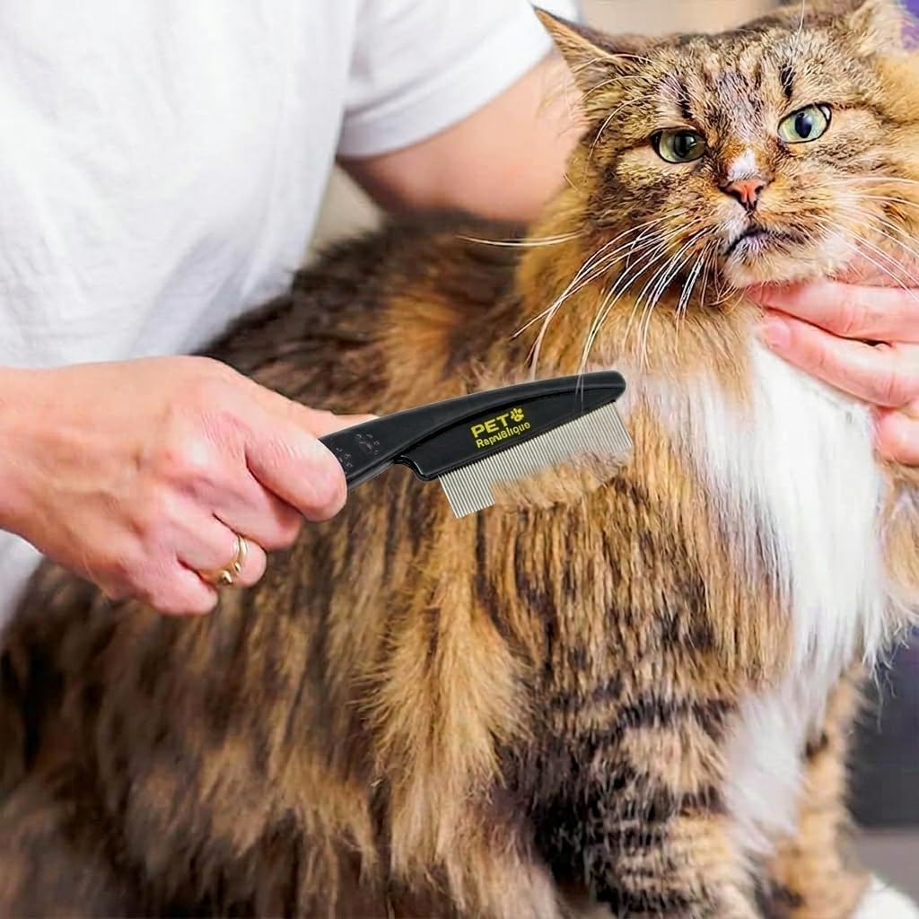 Pet Republique Dog and Cat Flea Comb - Fine and Flexible Pins