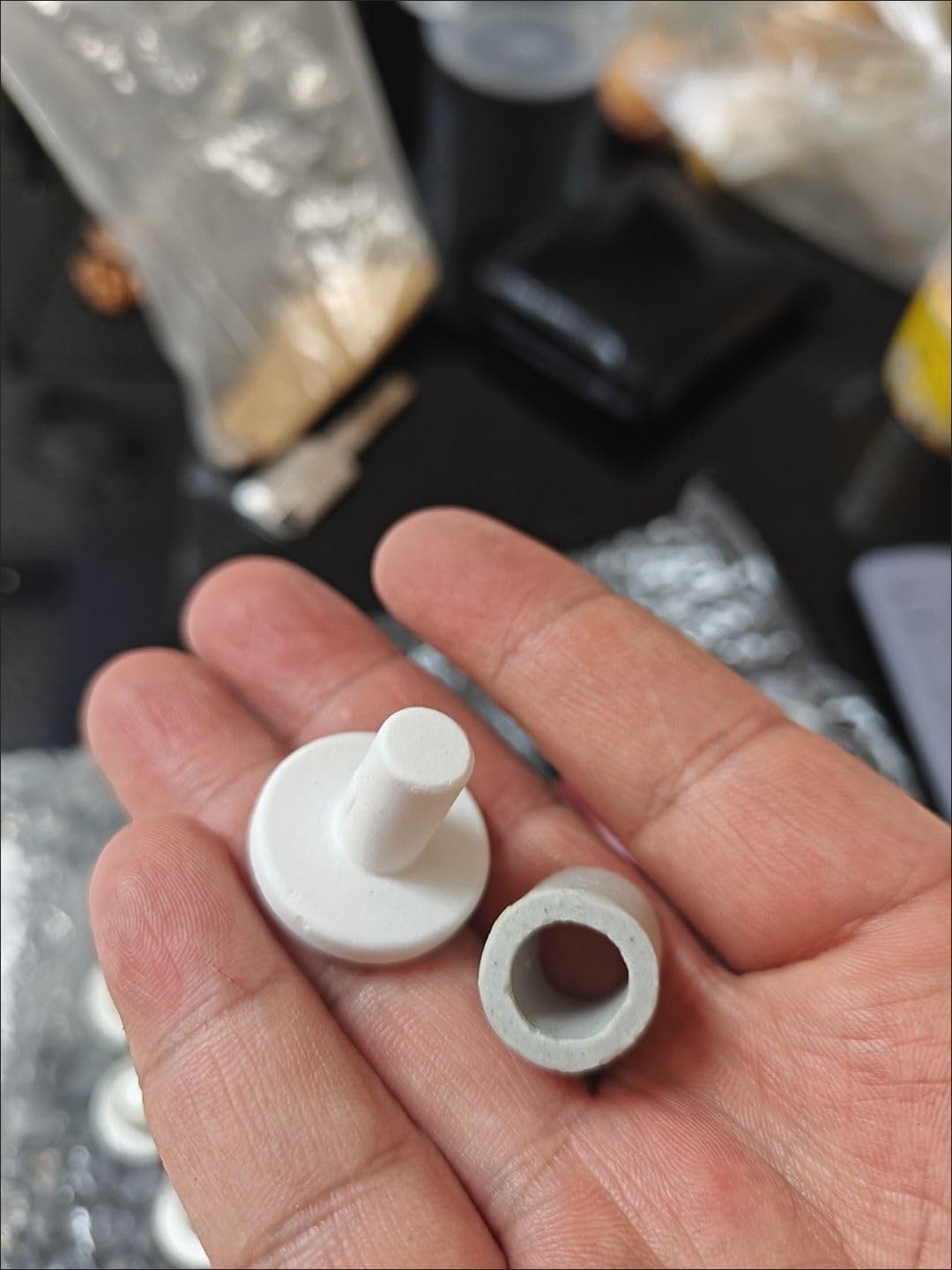 AWXZOM Pluggable Ceramic Coral Frag Plugs 12pcs + Coral Glue
