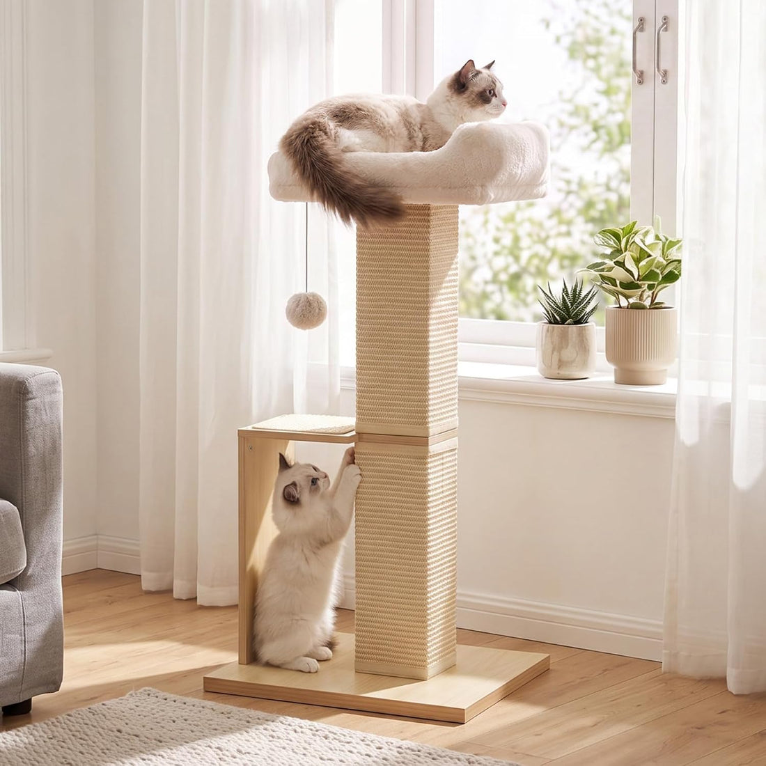 Veehoo Cat Window Perch with Scratching Posts