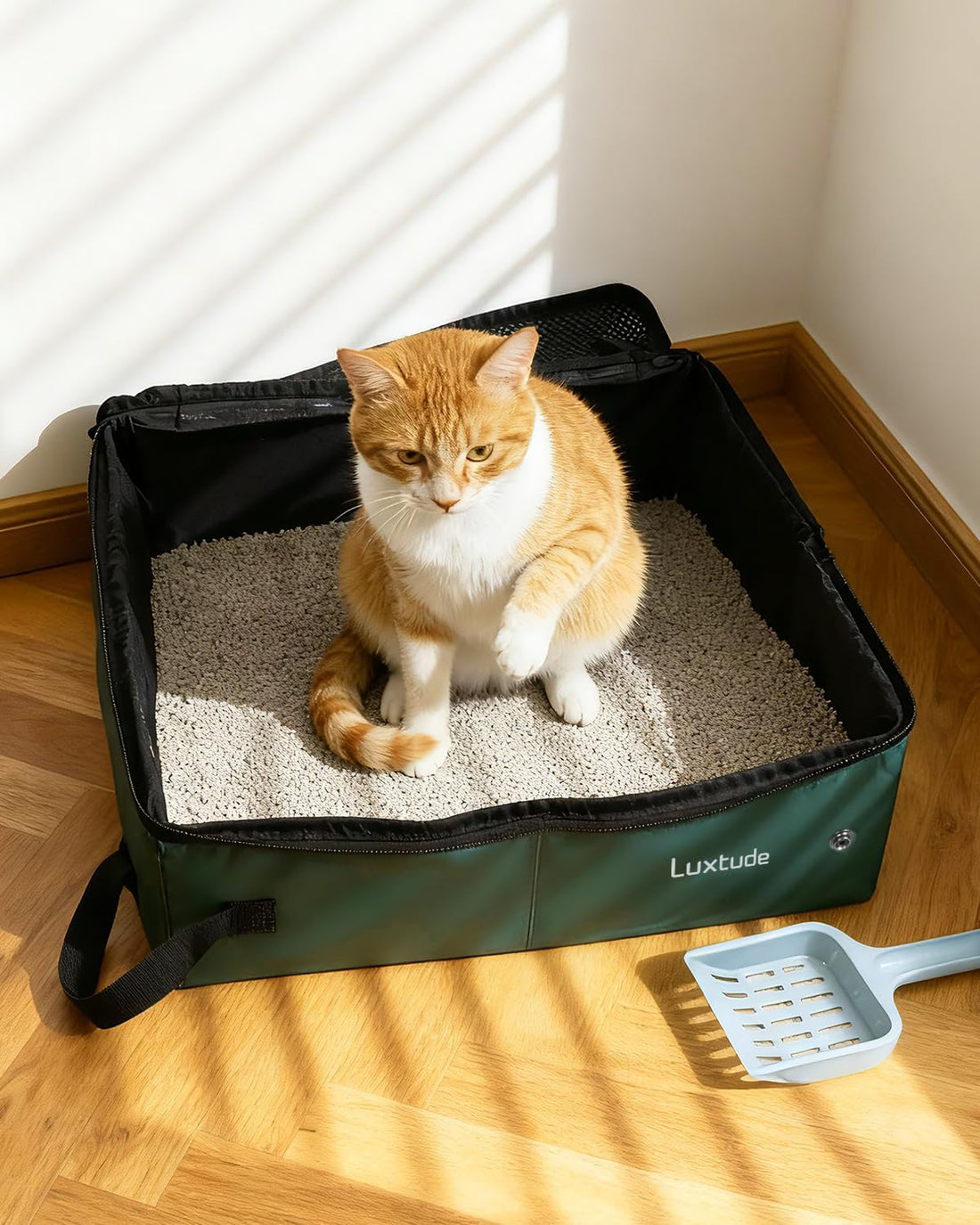 Luxtude Travel Litter Box for Cats, Comes with a Hard Non-Stick Bottom