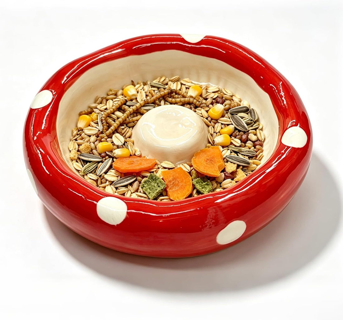 Hamster Mushroom Cap Shape Ceramic Food Bowl, Anti-Spill Non-Tip