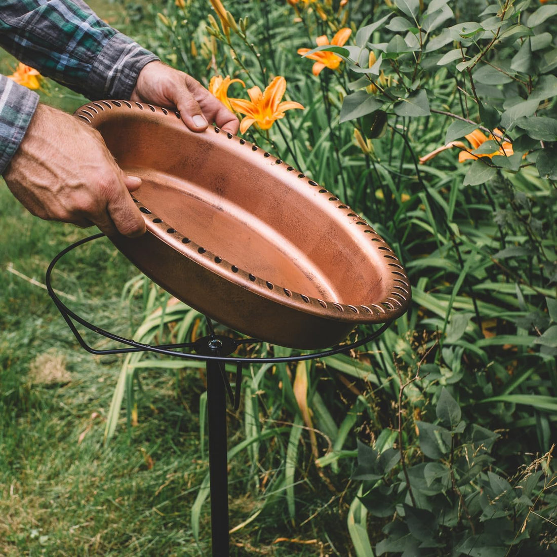 Backyard Expressions Bird Baths for Outdoors