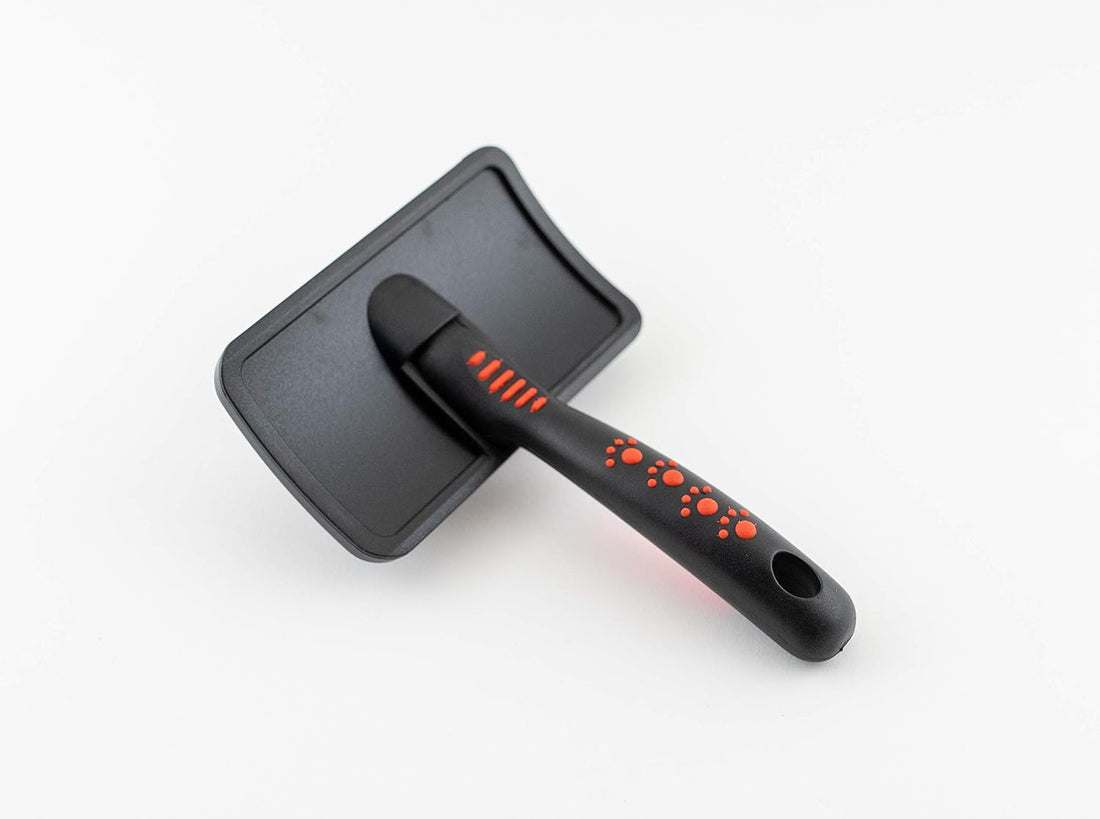 RYAN'S PET SUPPLIES Paw Brothers Triangle Soft Pin Slicker Brush
