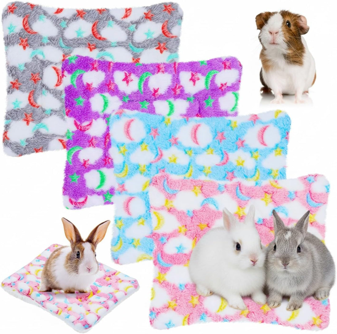 Jetec 4 Pcs Guinea Pig Bed Pads Heart Pattern, 10 x 11 Inch Plush Mat