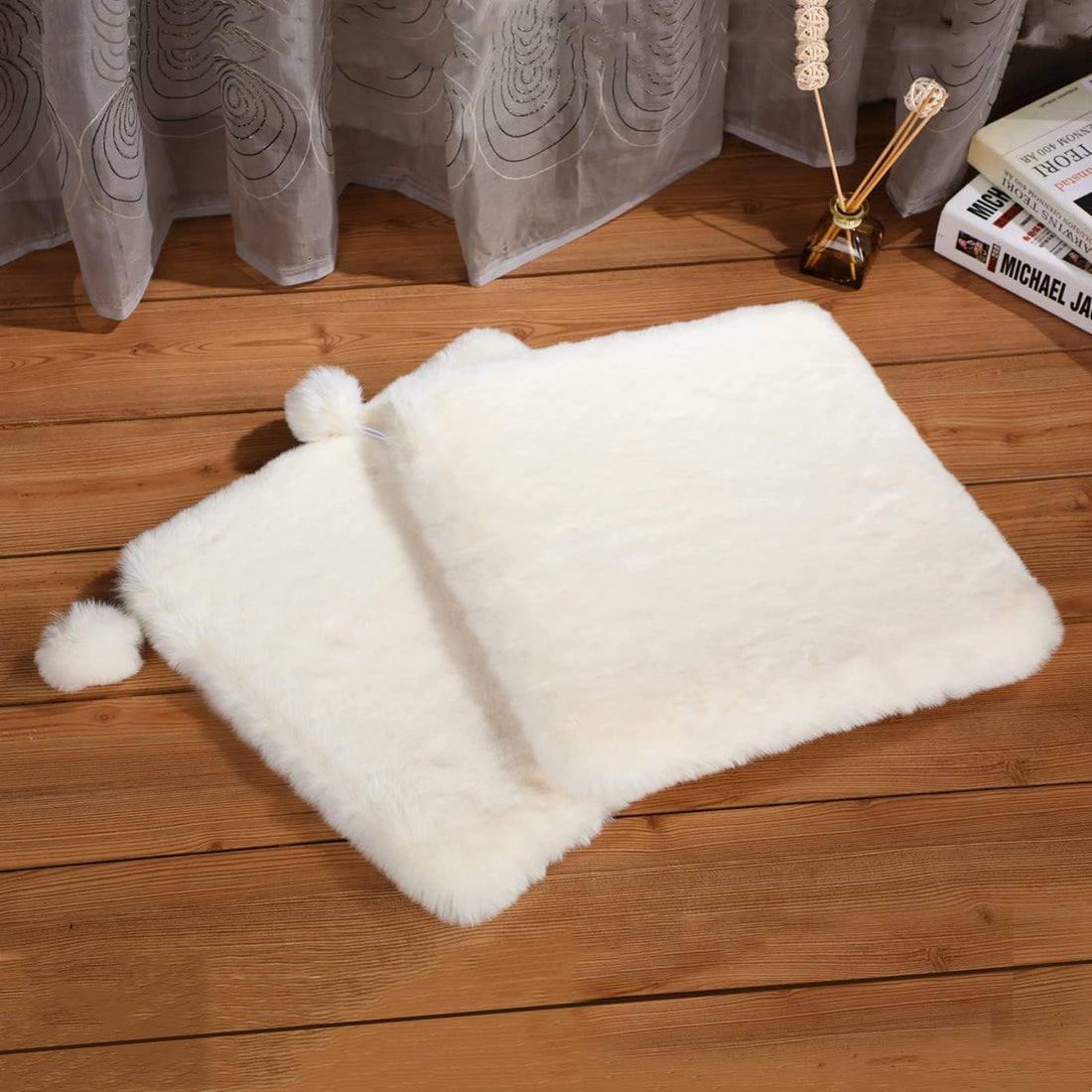 SHENGOCASE 2-Pack 10"x 20" Faux Rabbit Fur Cat Dog Bed Cushion Pad Mat