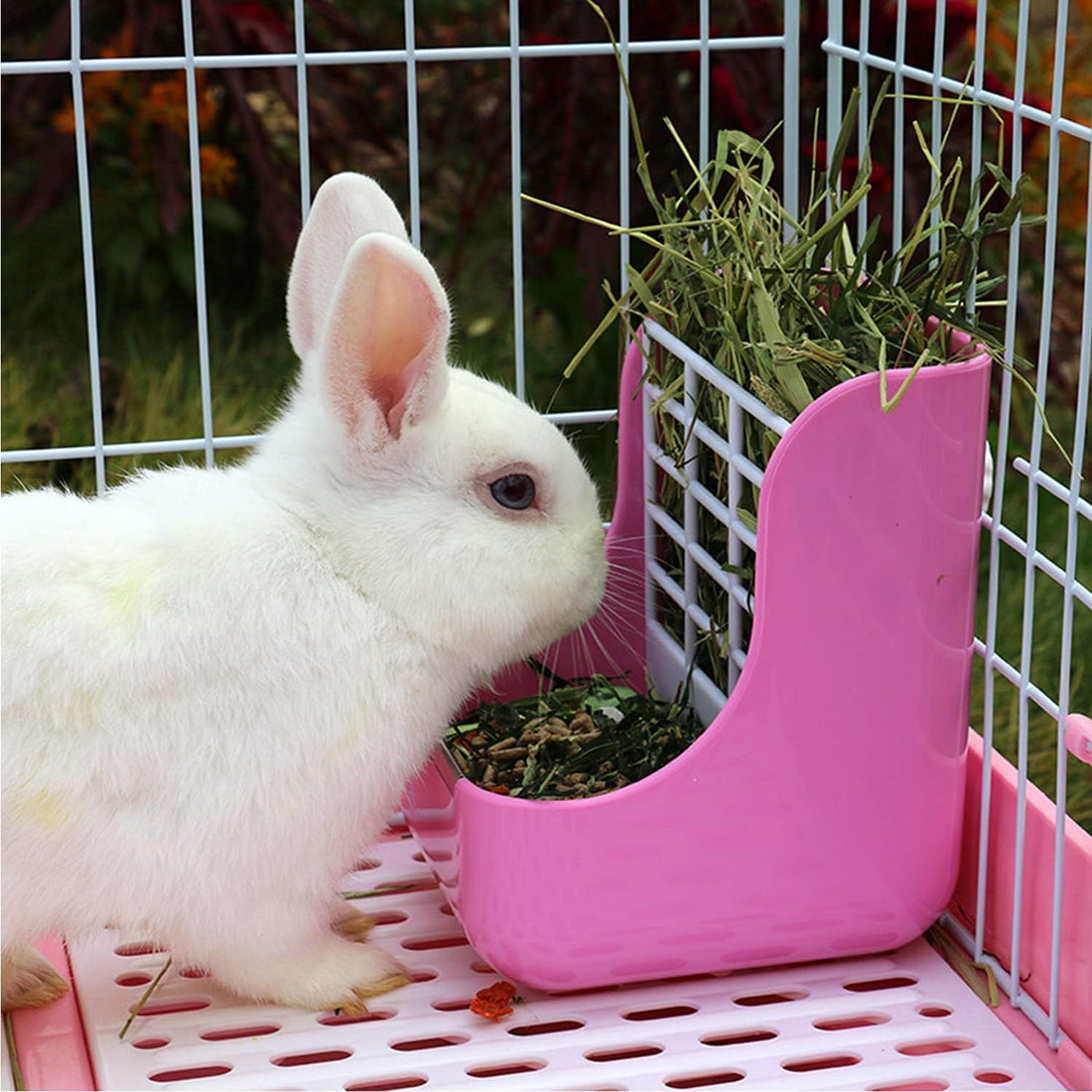 HERCOCCI Rabbit Hay Food Bin Feeder and Bunny Water Bottle Set