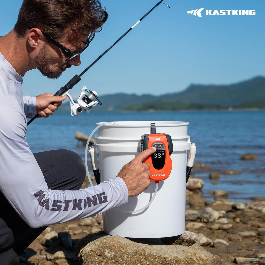 KastKing Li3 Rechargeable Live Bait Aerator Pump & Bubbler with Hang