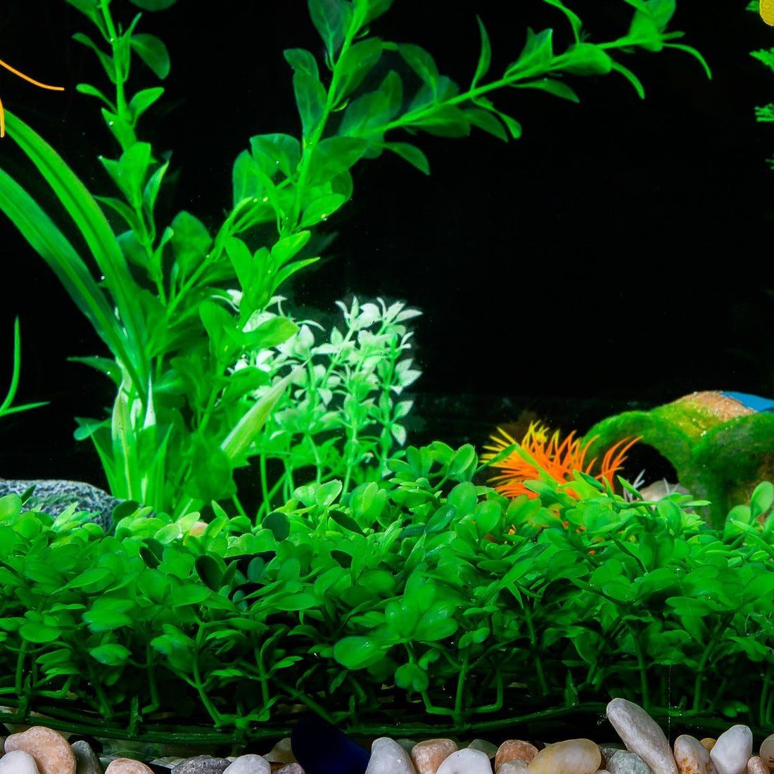 SLSON Aquarium Decorations Grass Artificial Plastic Lawn 9 inches