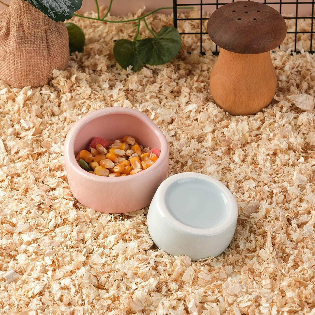 VanEnjoy 2 Pack Small Hamster Food Bowl Ceramic Guinea Pig Food Dish
