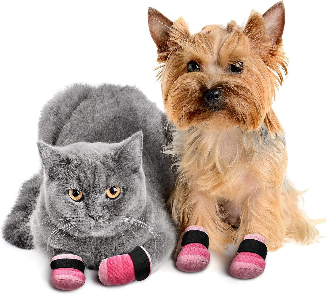 Frienda 8 Pcs Anti-Slip Dog Socks for Small Dogs and Cats