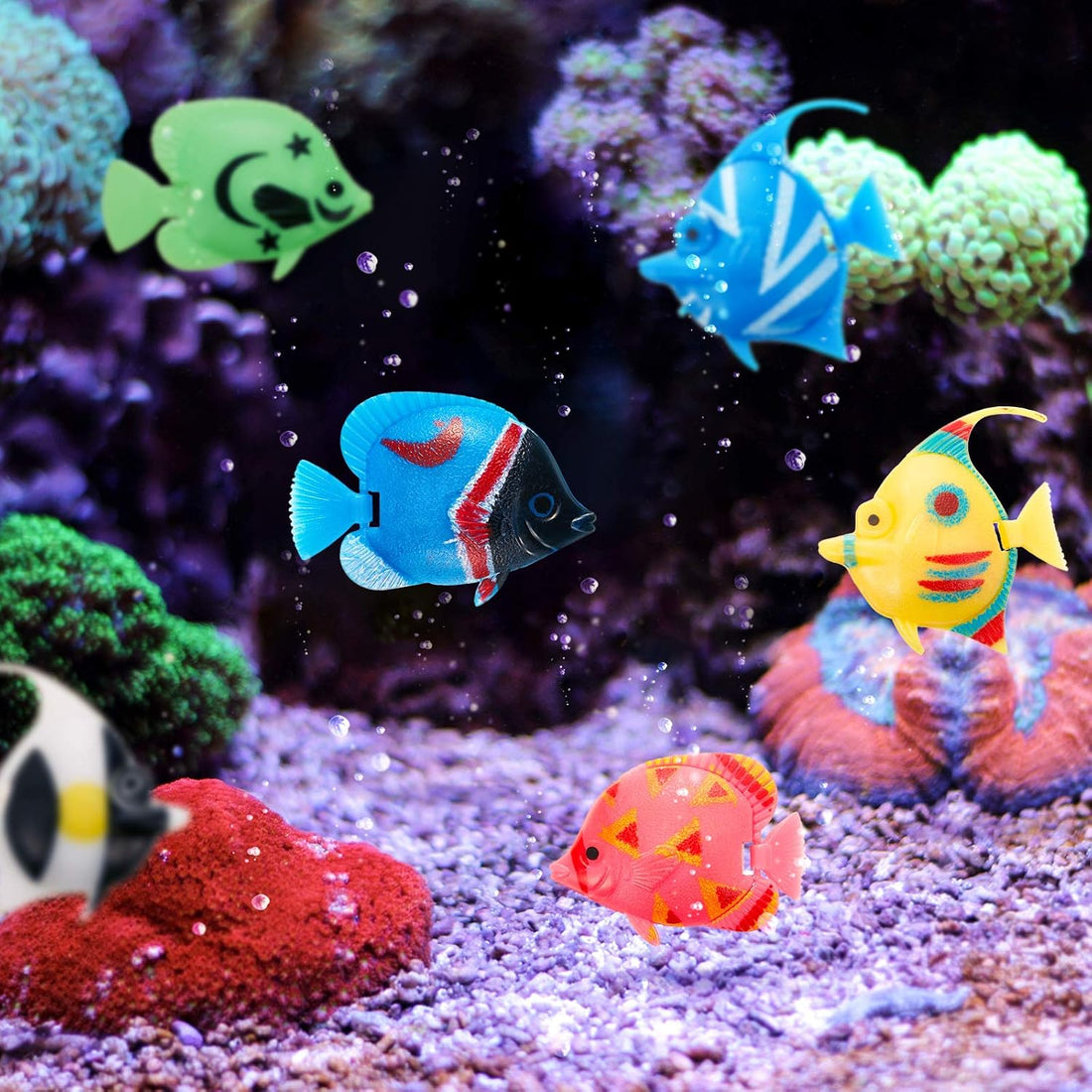 Weewooday 20 Pcs Artificial Moving Fishes Plastic