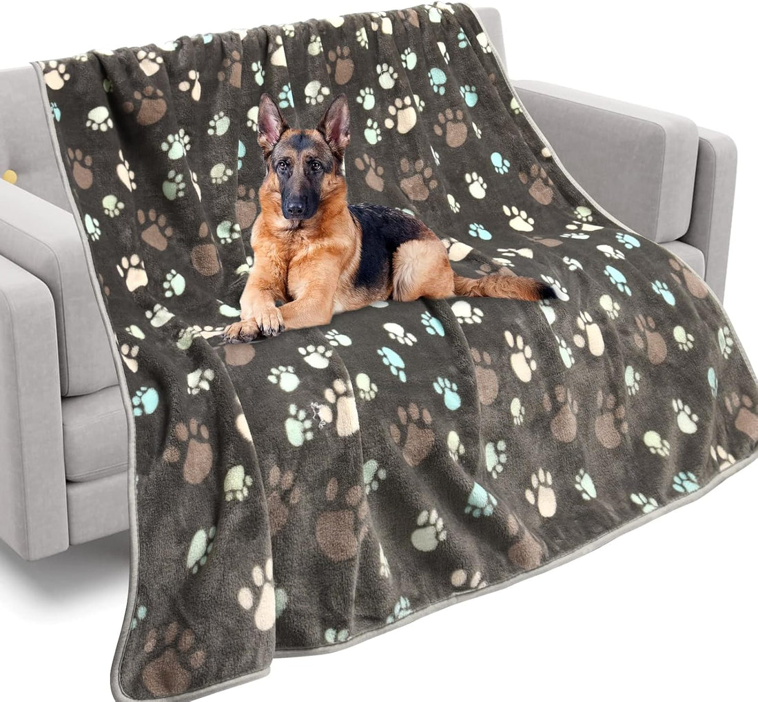 Rezutan Upgraded Flannel Blankets for Large Dogs & Cats