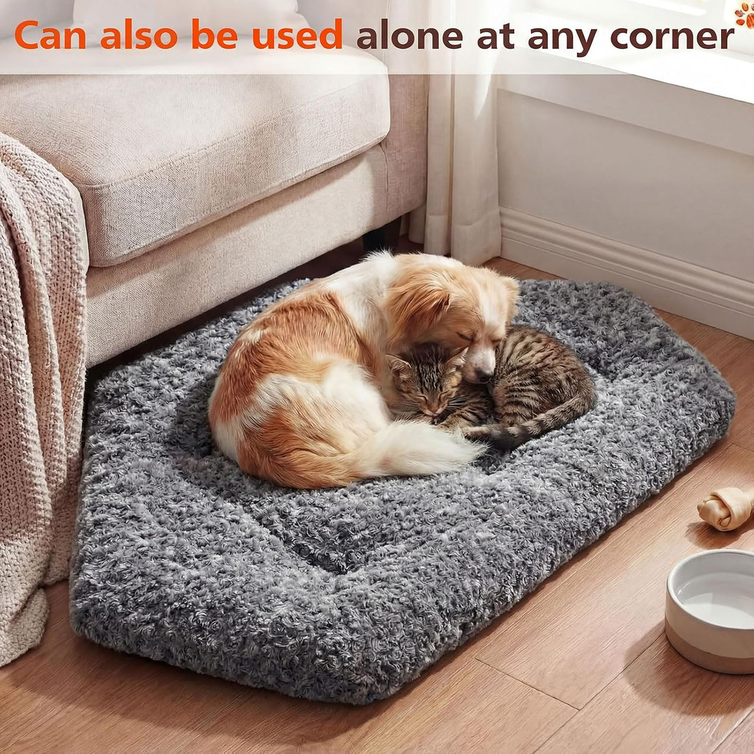 Fanfanwin 42.5 x 23.8 Inch Dog Kennel Pad Furniture Crate Corner