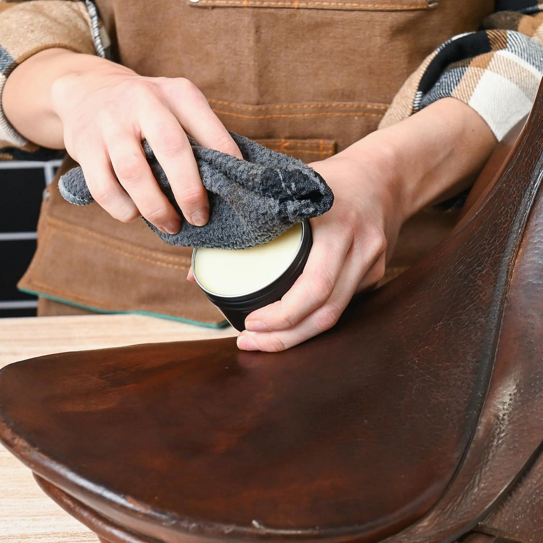 Rhino Wax - Complete Saddle Soap and Horse Tack Kit -Includes