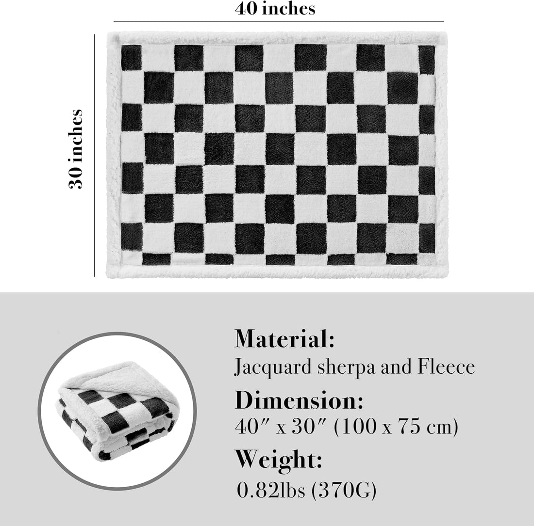 Ohocut Checkered Dog Blanket