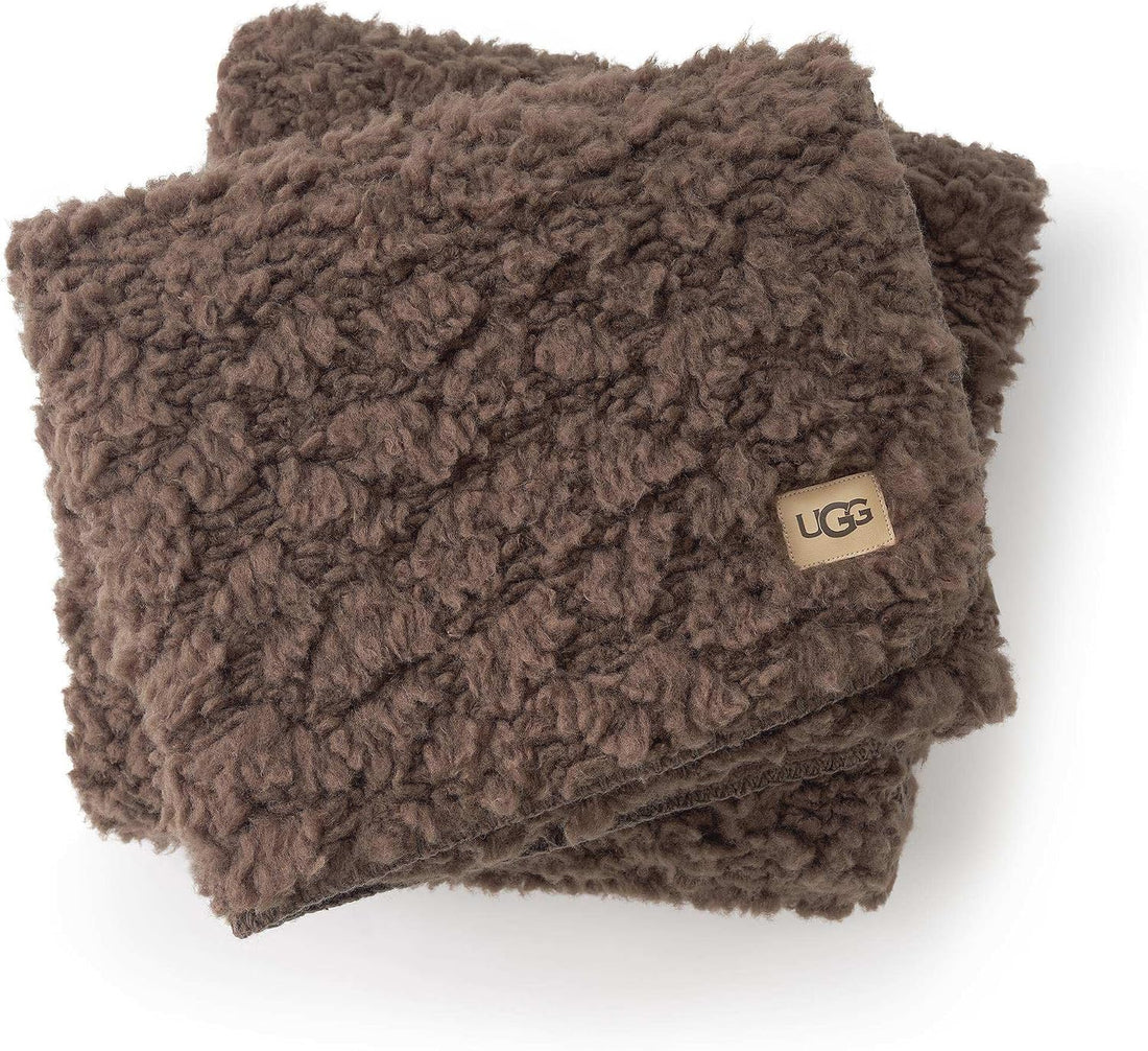 UGG Shira Pet Throw, Reversible, 50" x 40", White (Snow)