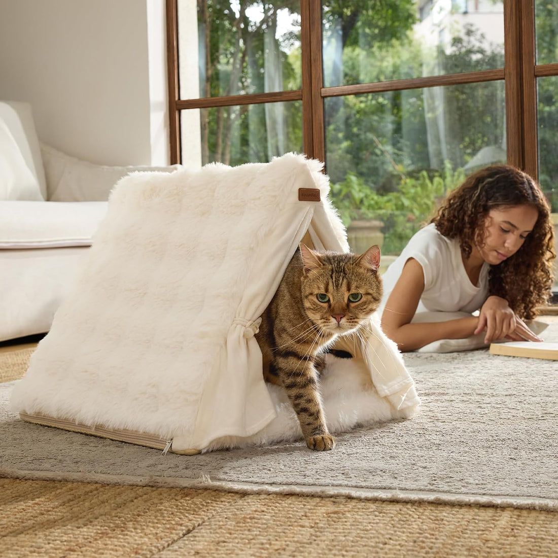 FUKUMARU Cat Cave Bed, Sturdy Frame Washable Cat Tent Bed with Curtain