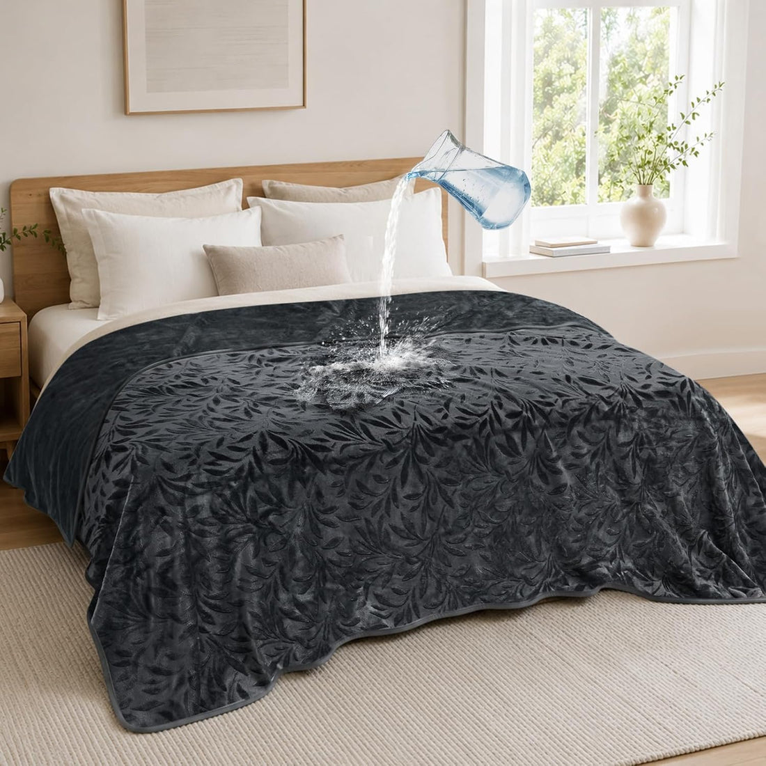 LOOBANI Waterproof Pet Blanket for Couch, Soft Flannel Couch Cover