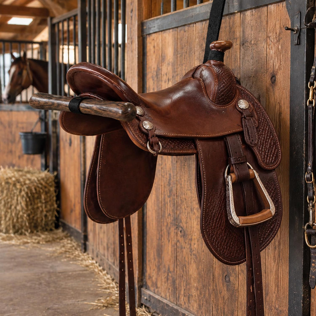 Portable Saddle Rack - Wooden Saddle T Hanger for Horse Stall & Car