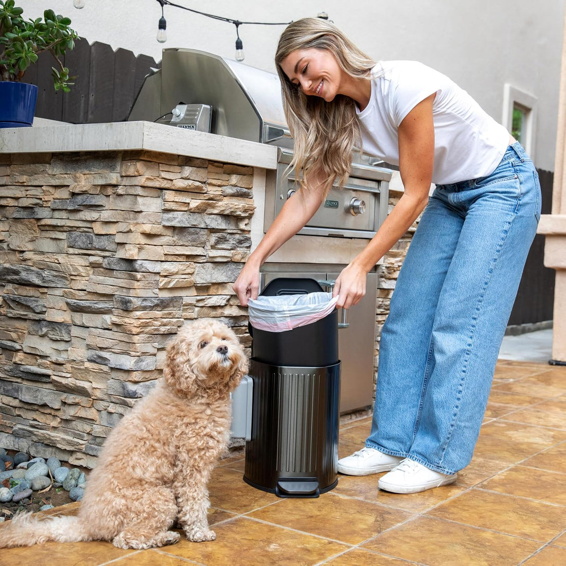Dog Poop Trash Can Outside with Lid