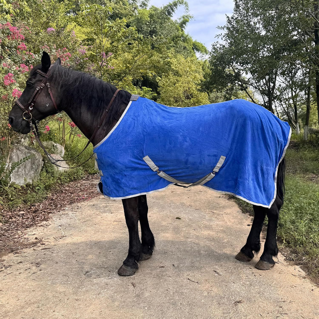 Adjustable Horse Fleece Cooler, Liner Blanket & Sheet