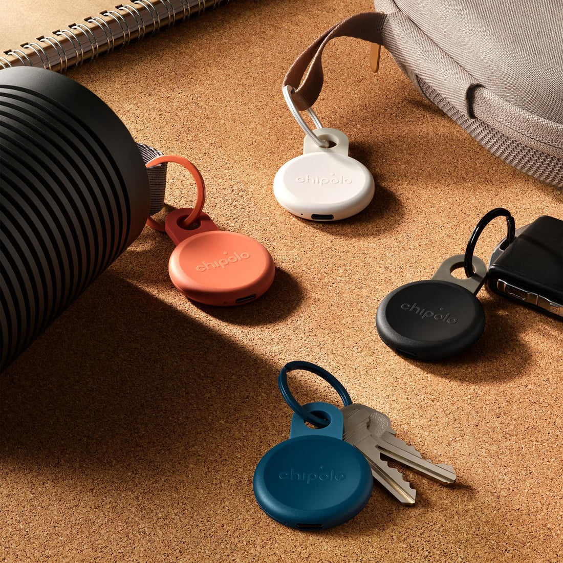 Chipolo Loop – Rechargeable Bluetooth Tracker for Key and Item Locator