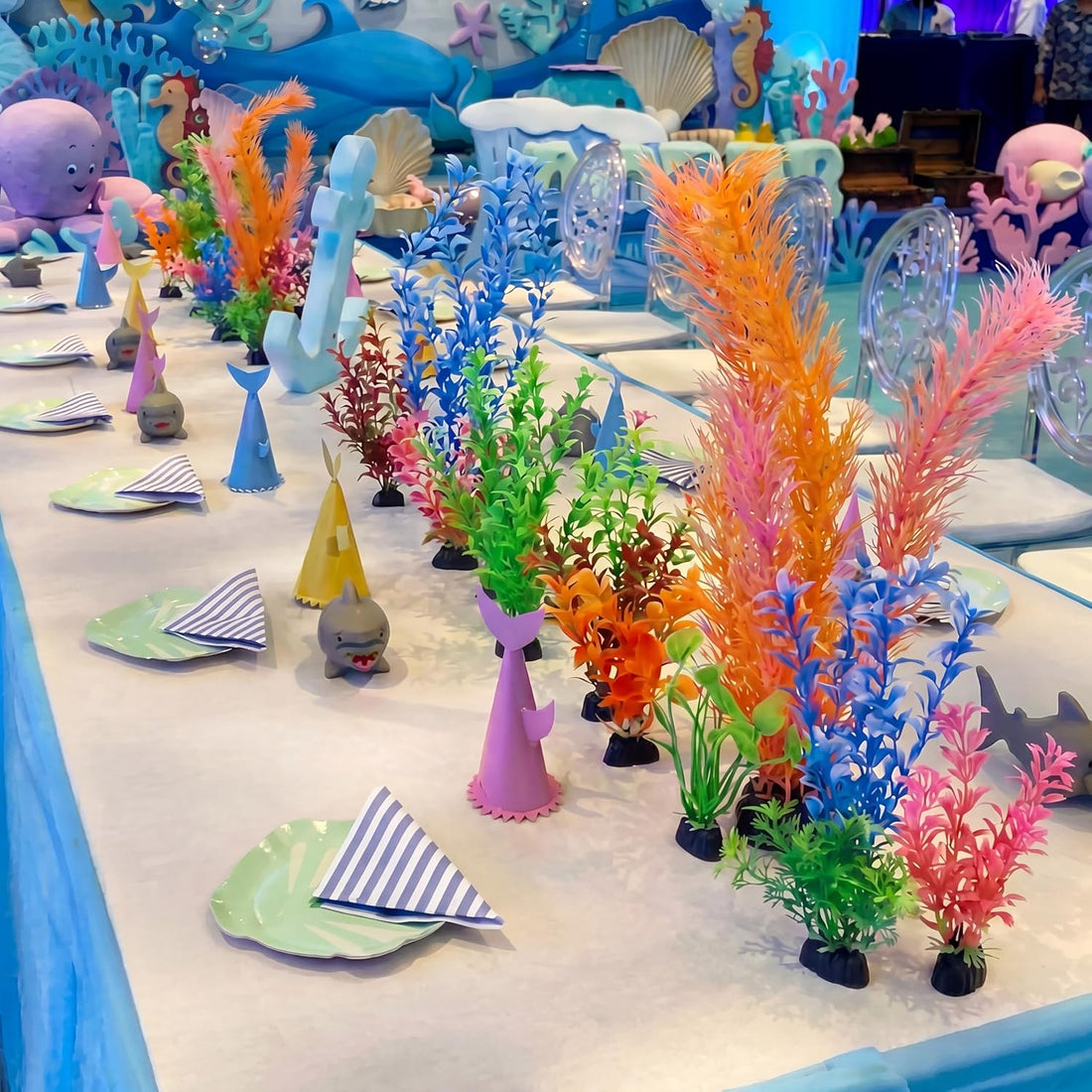 Outus 18 Pcs Artificial Seaweed Plants Ocean Theme Party Table